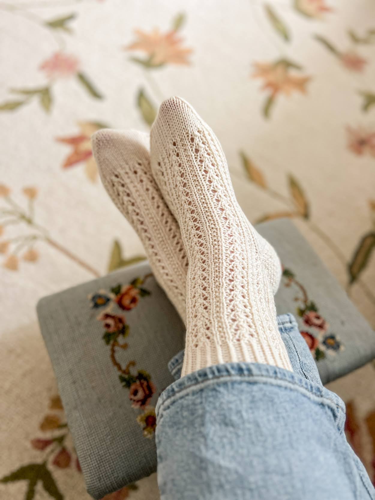 Socks That Actually Fit: Gauge, Measurements, and Modifications - Lauren Rad - Fri. 7/31