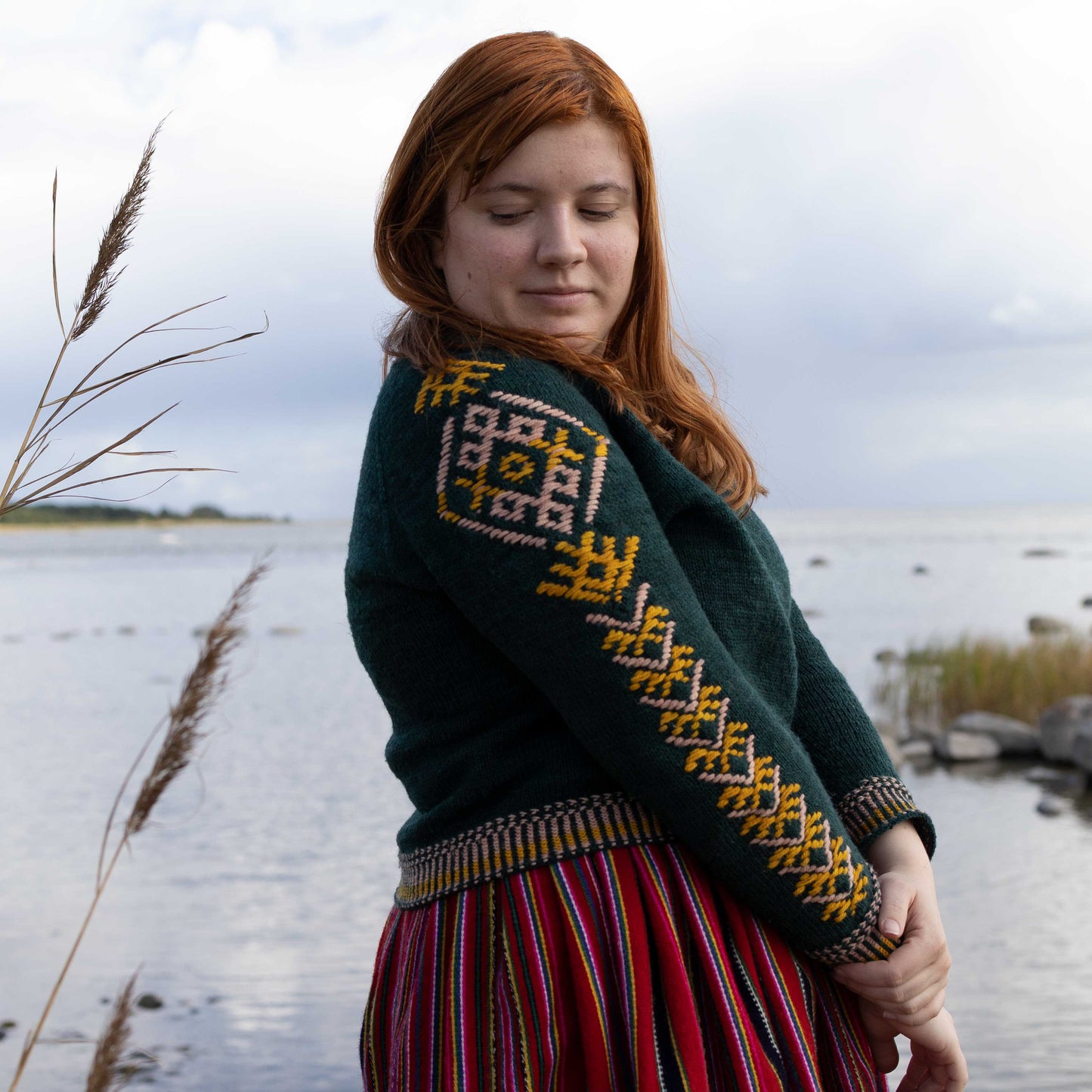 Roosimine Estonian Inlay Knitting - Aleks Byrd